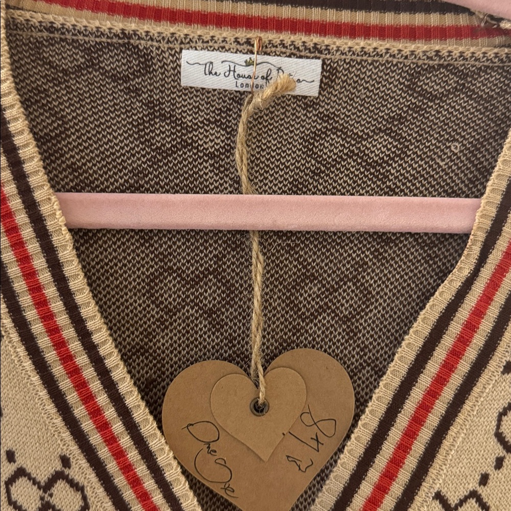 The House of Retro Cardi - Picture 2 of 5